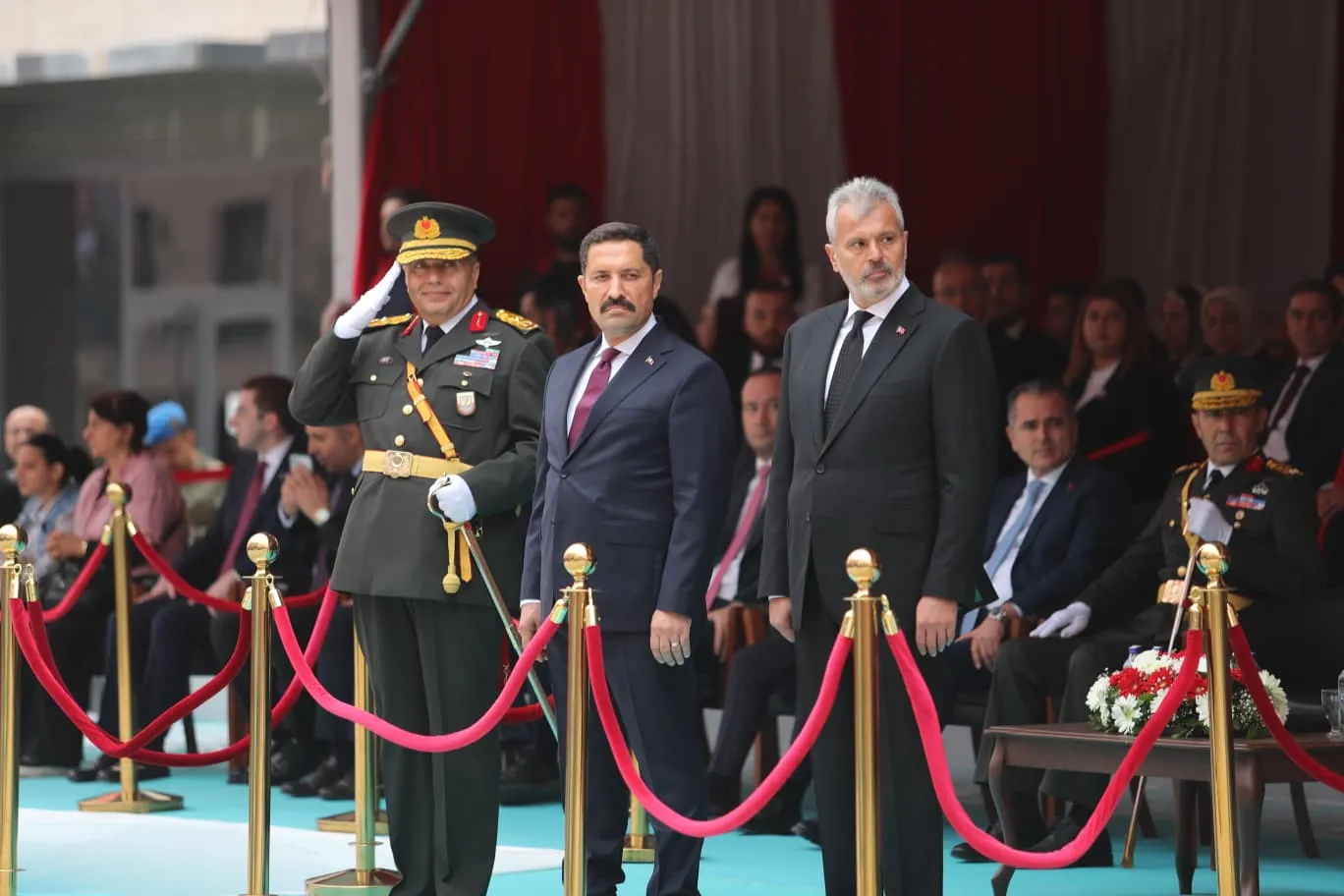 Yıkıntıların yerini bayram coşkusu aldı: Antakya'nın kalbi üç yıl sonra yeniden atıyor