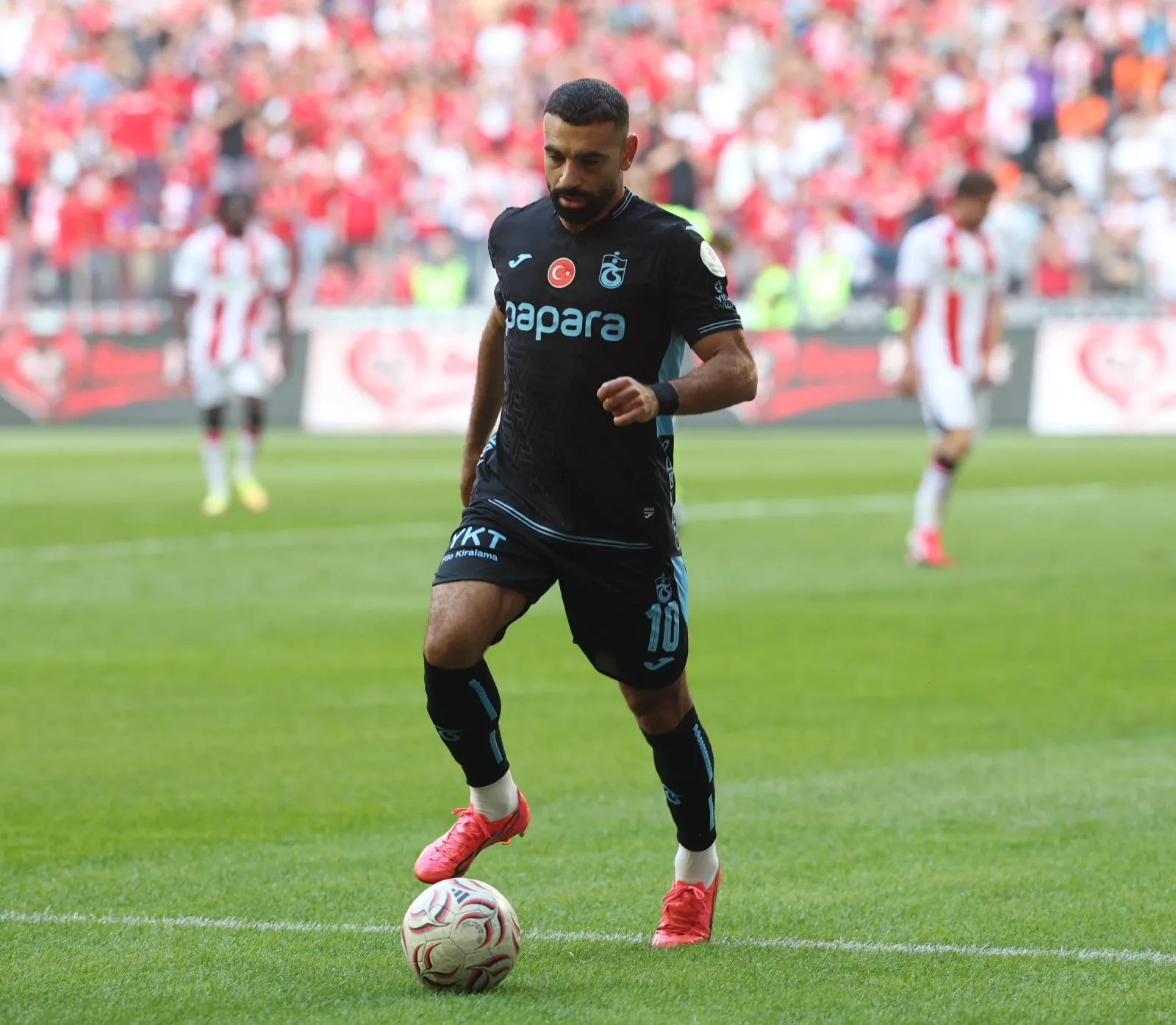Karadeniz'de fırtına dinmiyor: Trabzonspor'un Samsun zaferi istatistikleri altüst etti