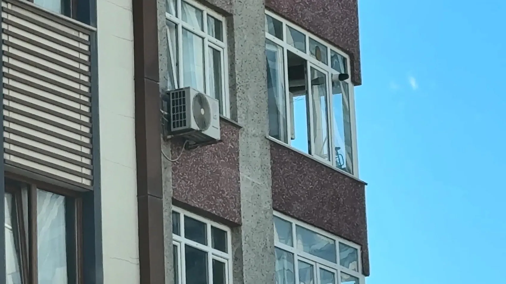 Kağıthane'de kanlı tadilat kavgası: Camdan bakıp gülümseyince tetiğe bastı