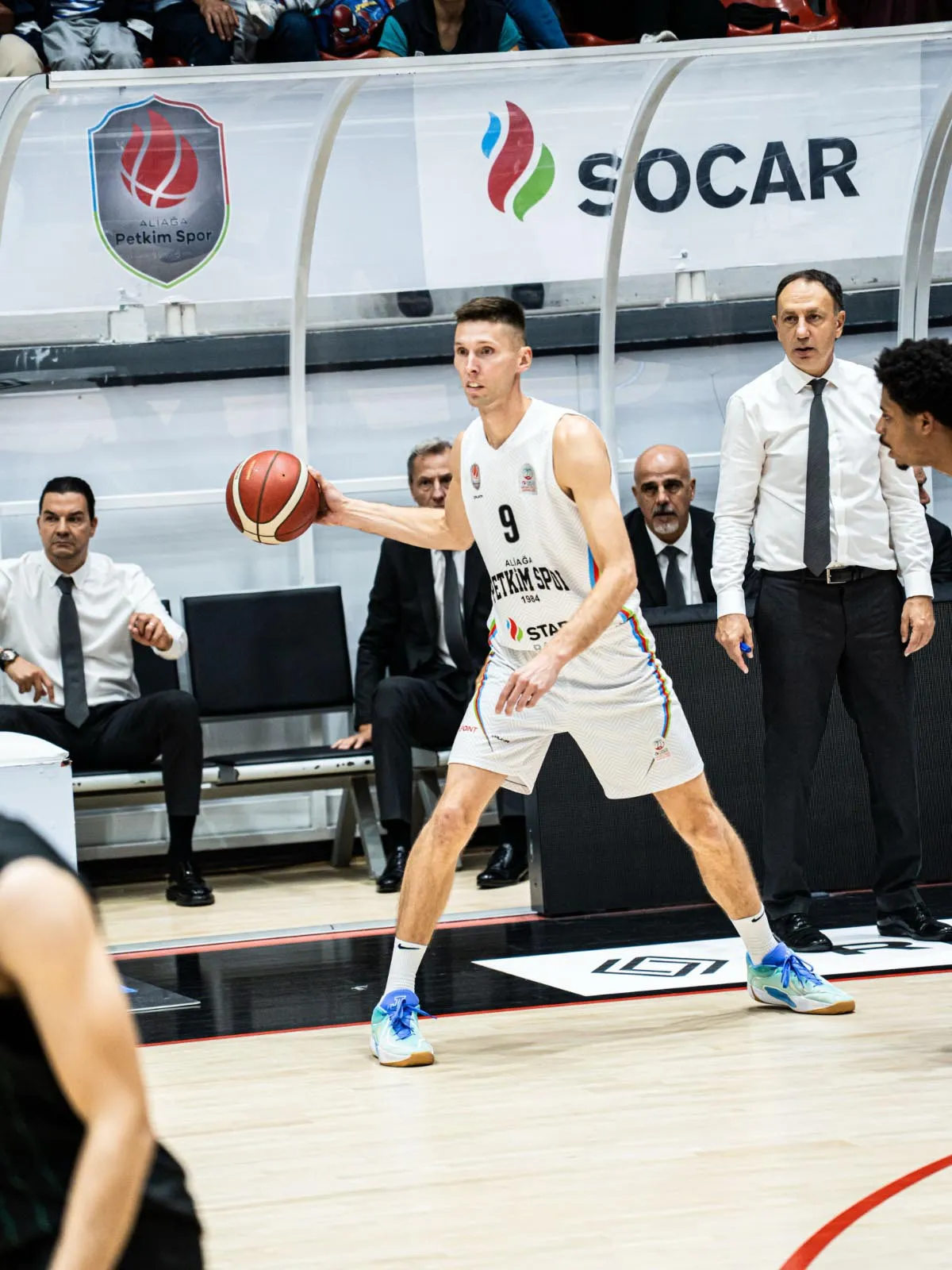 Enka Salonu'nda nefes kesen final: Petkimspor son saniyede yıkıldı