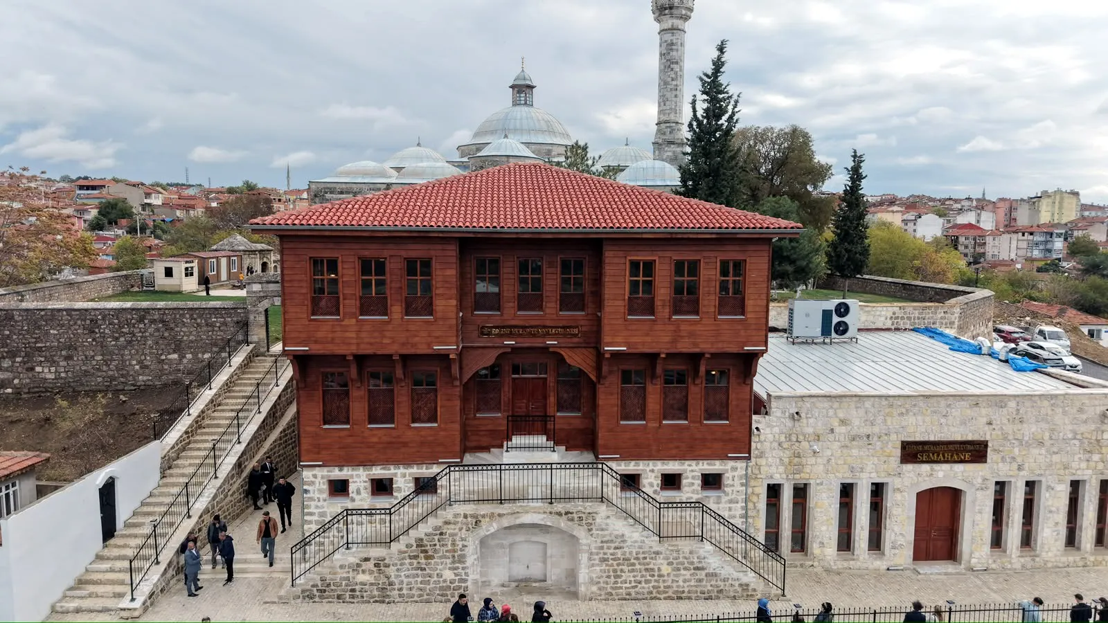 Yıkılıp enkazı satılmıştı: 500 yıllık manevi miras Edirne'de küllerinden doğdu