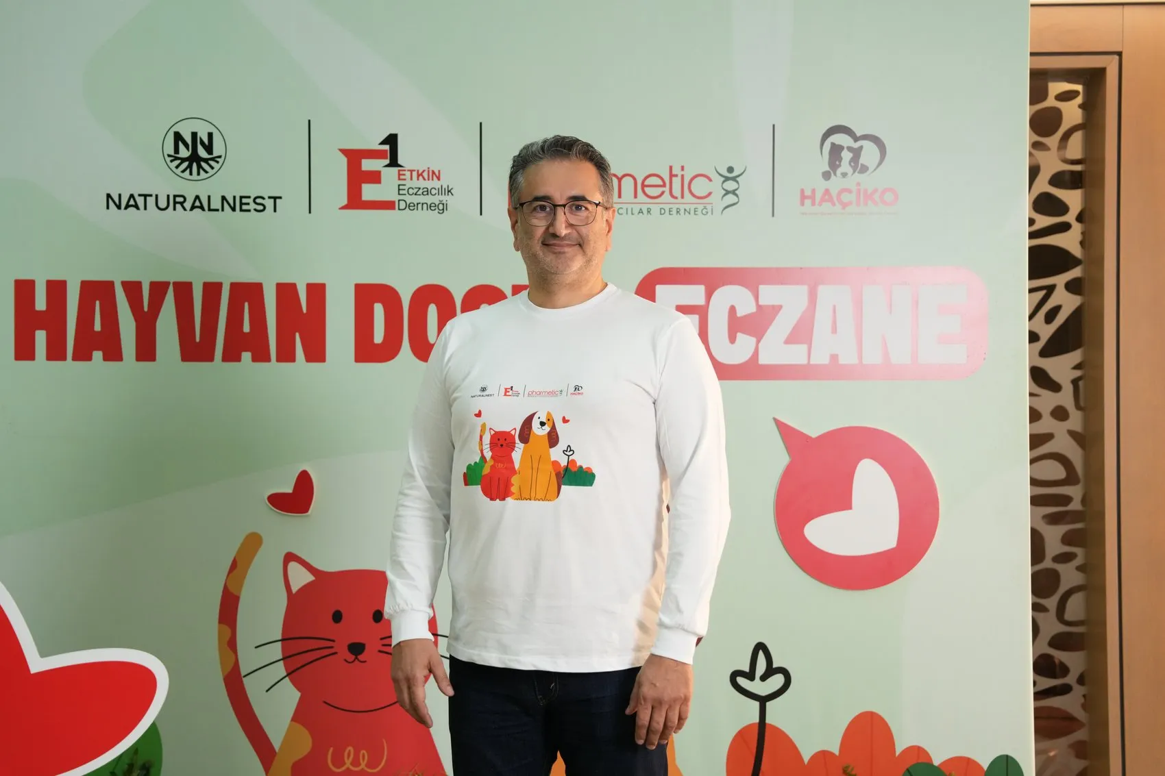 Eczaneler artık sadece şifa dağıtmıyor: Sokaktaki sessiz dostlar için güvenli liman oldular