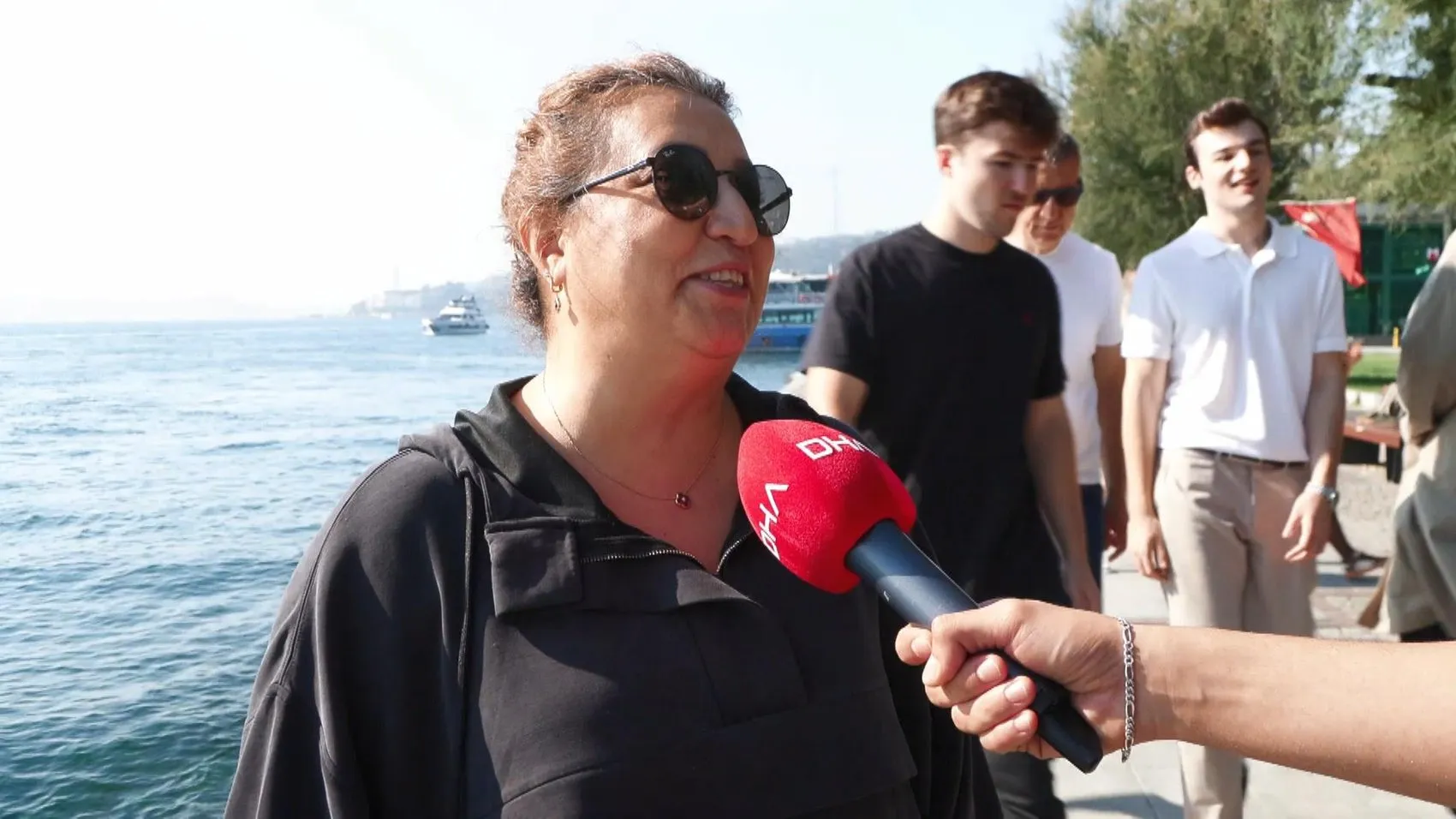 İstanbul'da mevsim normallerinin üzerinde bir pazar: Aşiyan'da deniz keyfi sürpriz yaptı