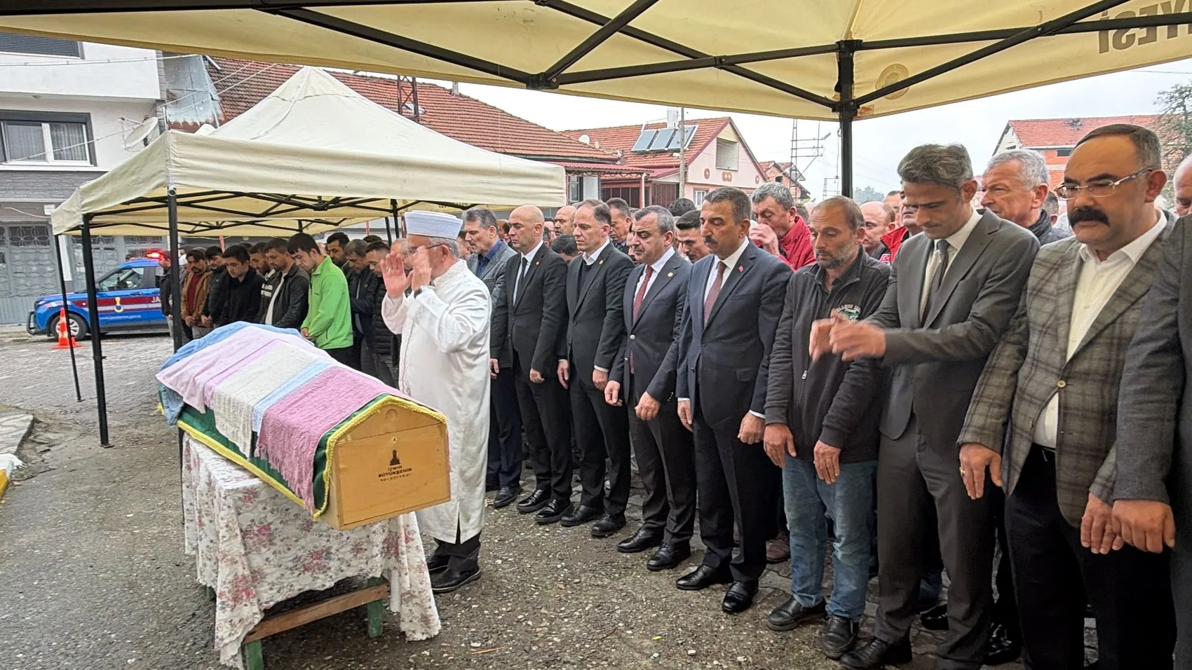 Zonguldak'ta maden ocağında hüzünlü veda: İki işçi son yolculuğuna uğurlandı