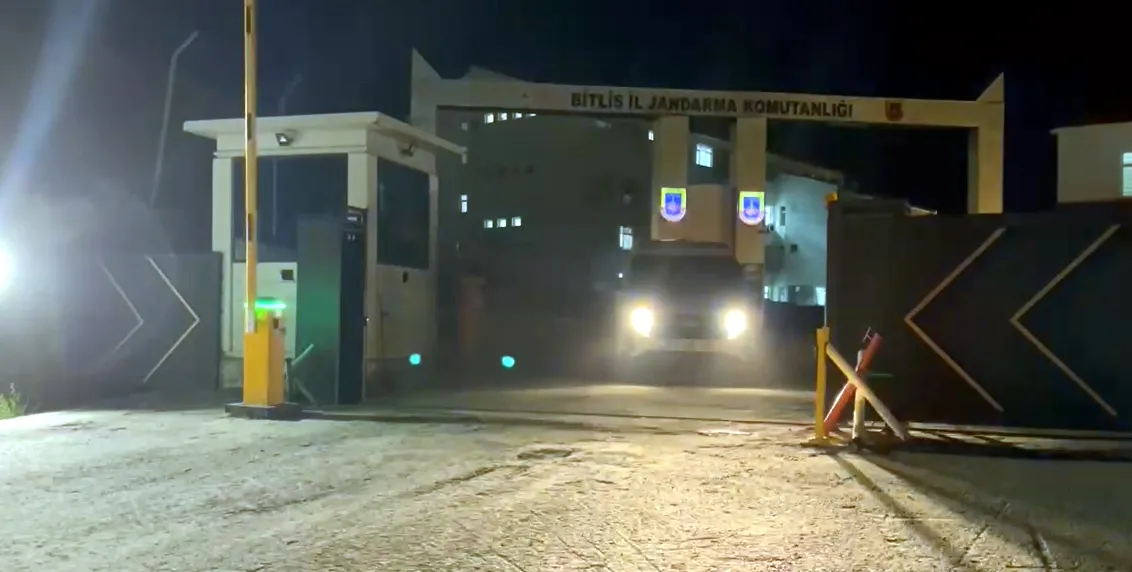 Bitlis'te zehir tacirlerine ağır darbe: 14 gözaltıdan 13'ü cezaevine gönderildi