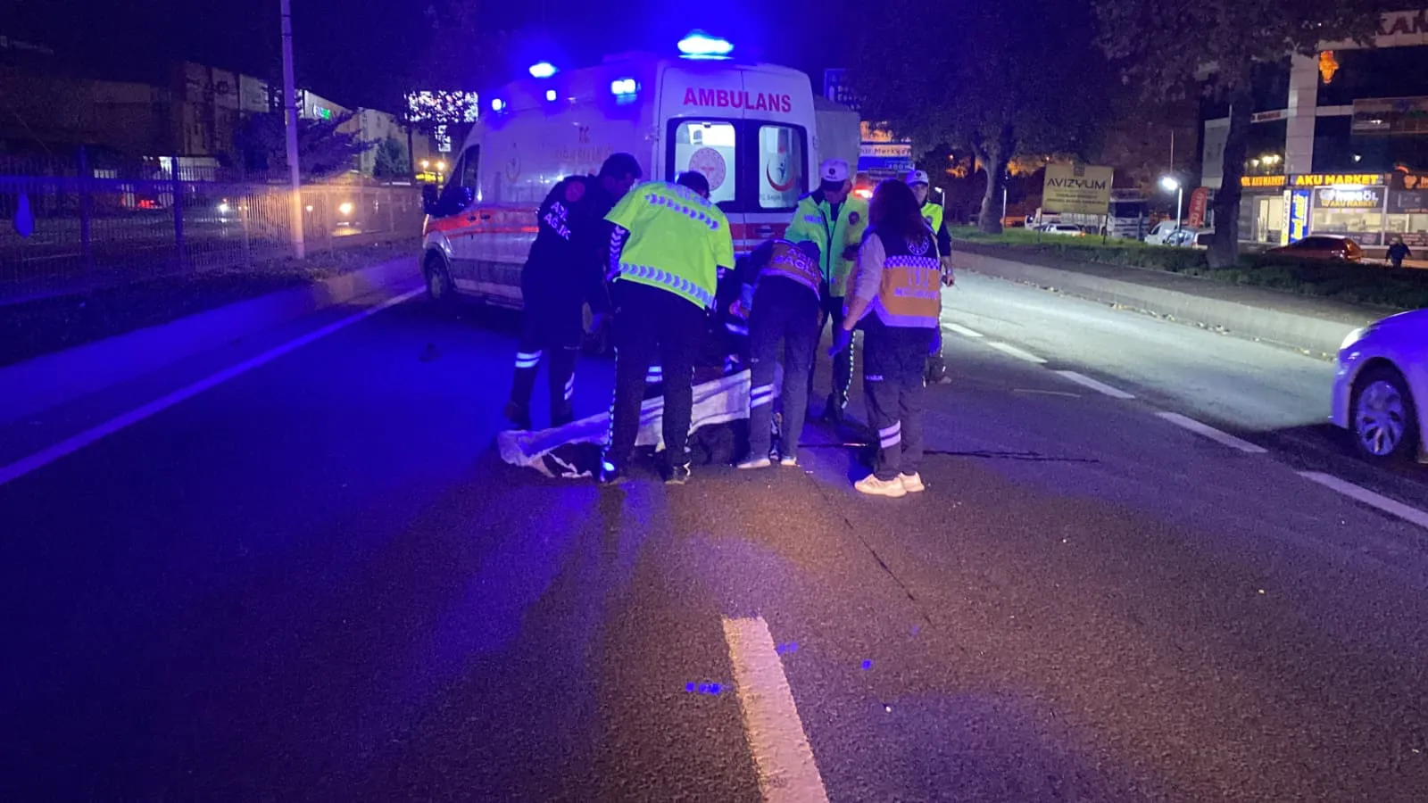 İnegöl'de bariyerleri aşmaya çalışırken canından oldu