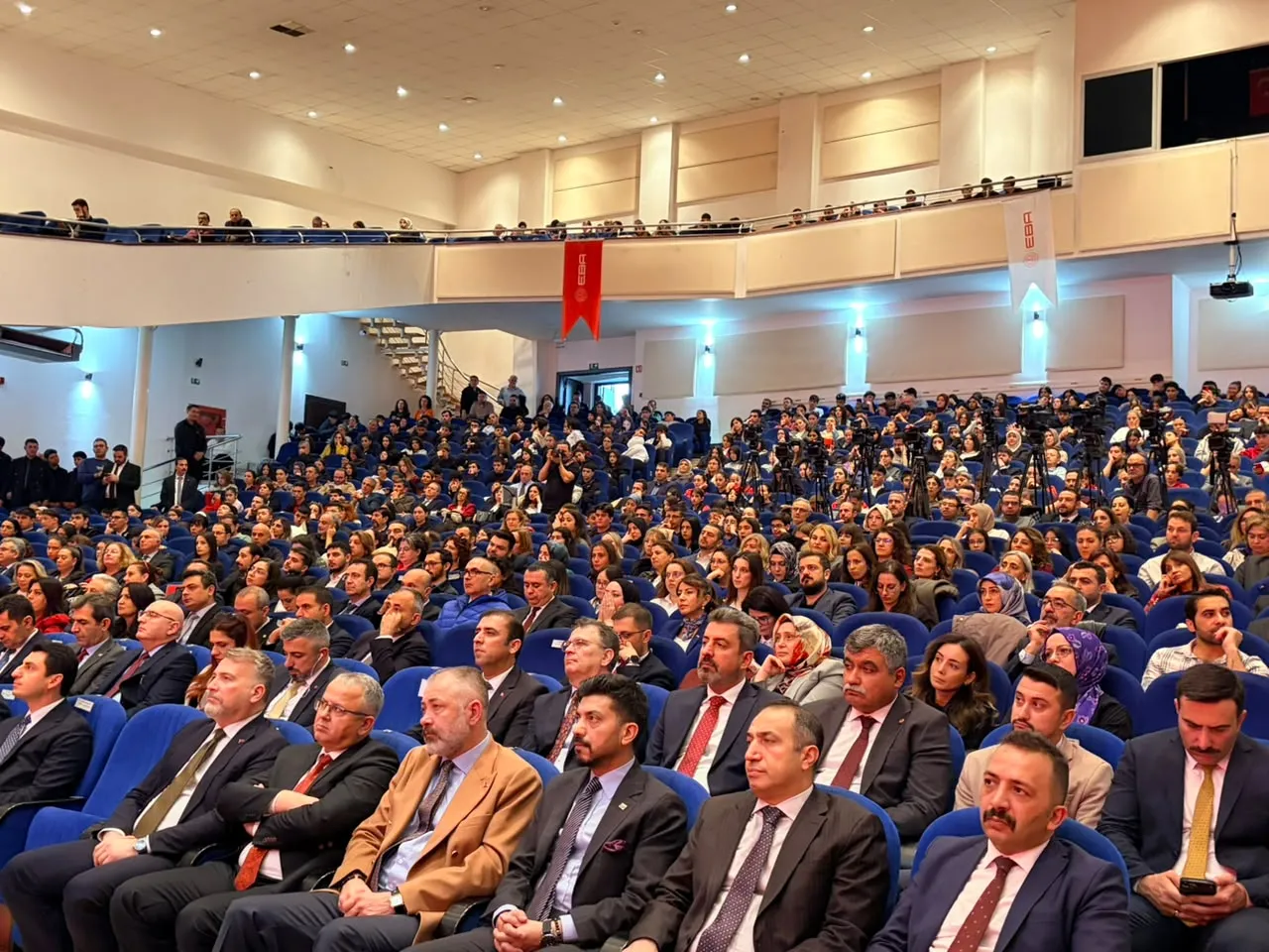 Eğitimde Yeni Dönem: MEB'in Yapay Zeka Destekli Yeni EBA'sı Devreye Girdi