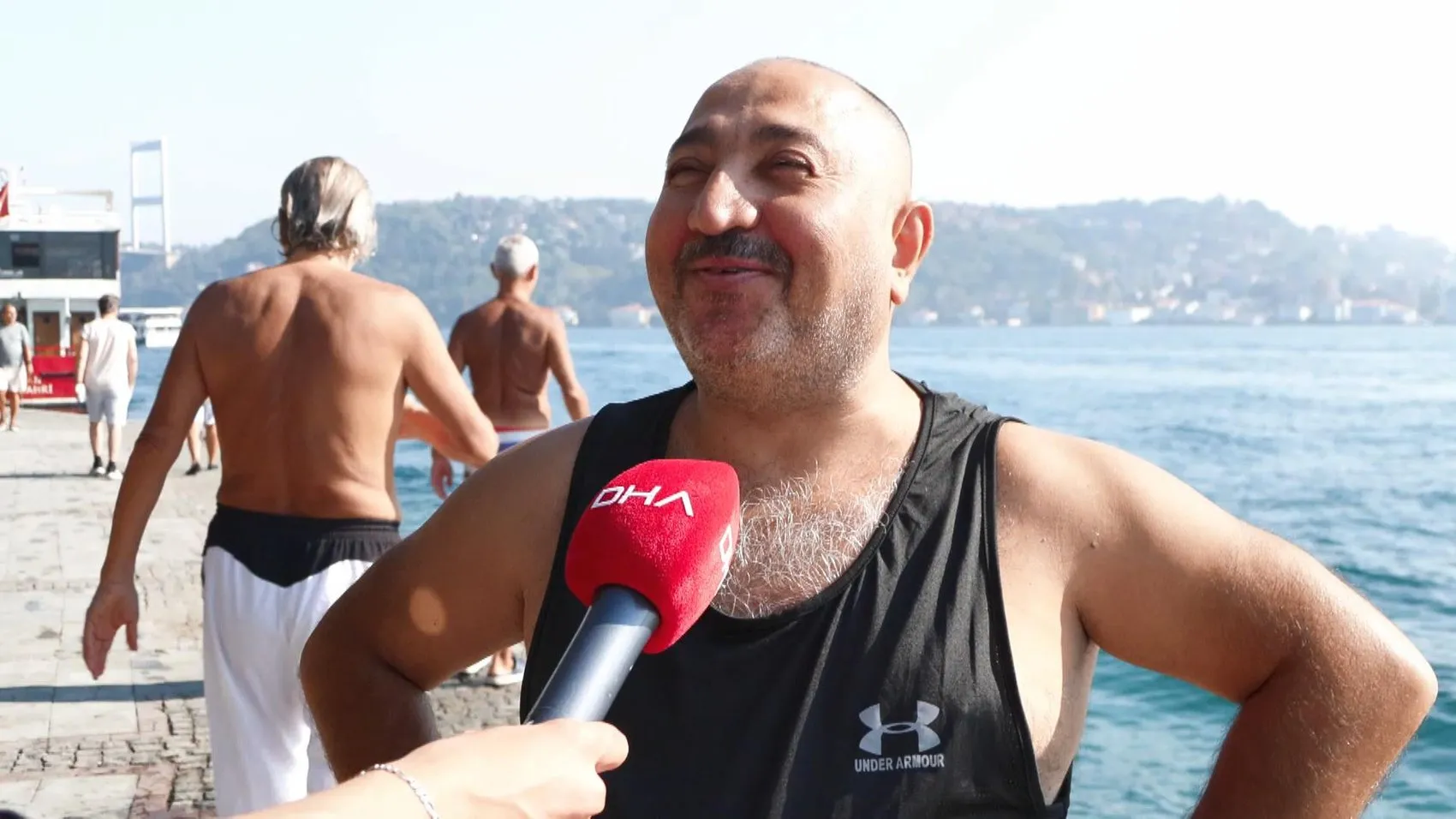 İstanbul'da mevsim normallerinin üzerinde bir pazar: Aşiyan'da deniz keyfi sürpriz yaptı