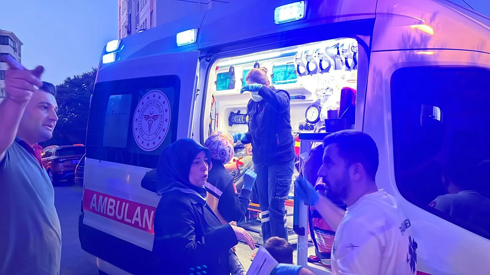 Nevşehir'de TOKİ konutlarında korku dolu anlar: Alevler 4'üncü katı sardı