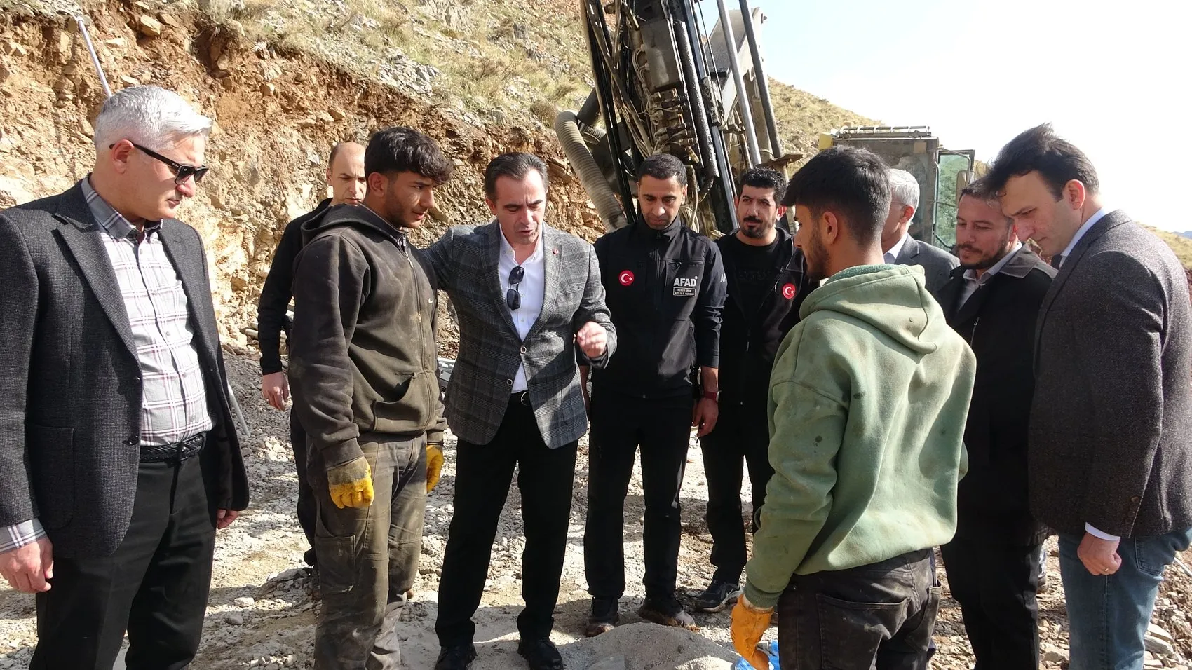 Bitlis'te çığ kabusuna karşı dev teknoloji: Türkiye'de bir ilk uygulanıyor