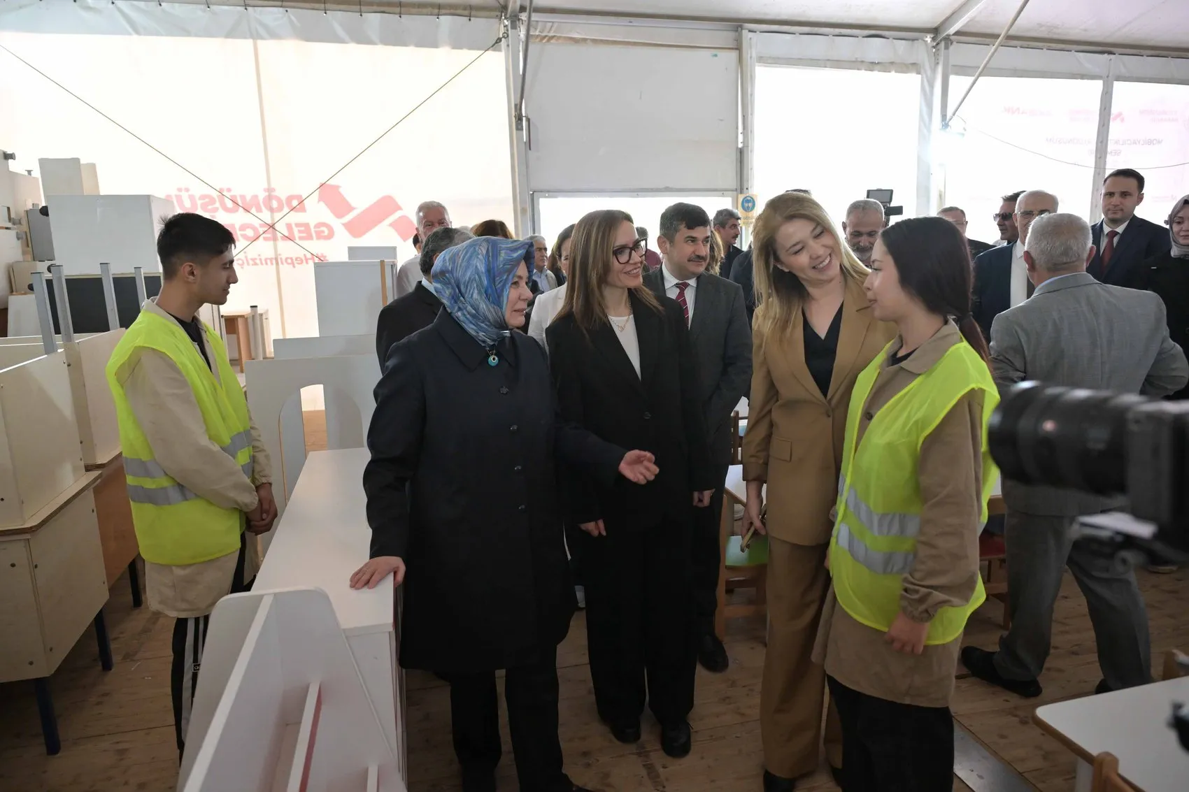 Sıralarını kendi elleriyle yeniliyorlar: Meslek liselerinde yeşil dönüşüm dönemi