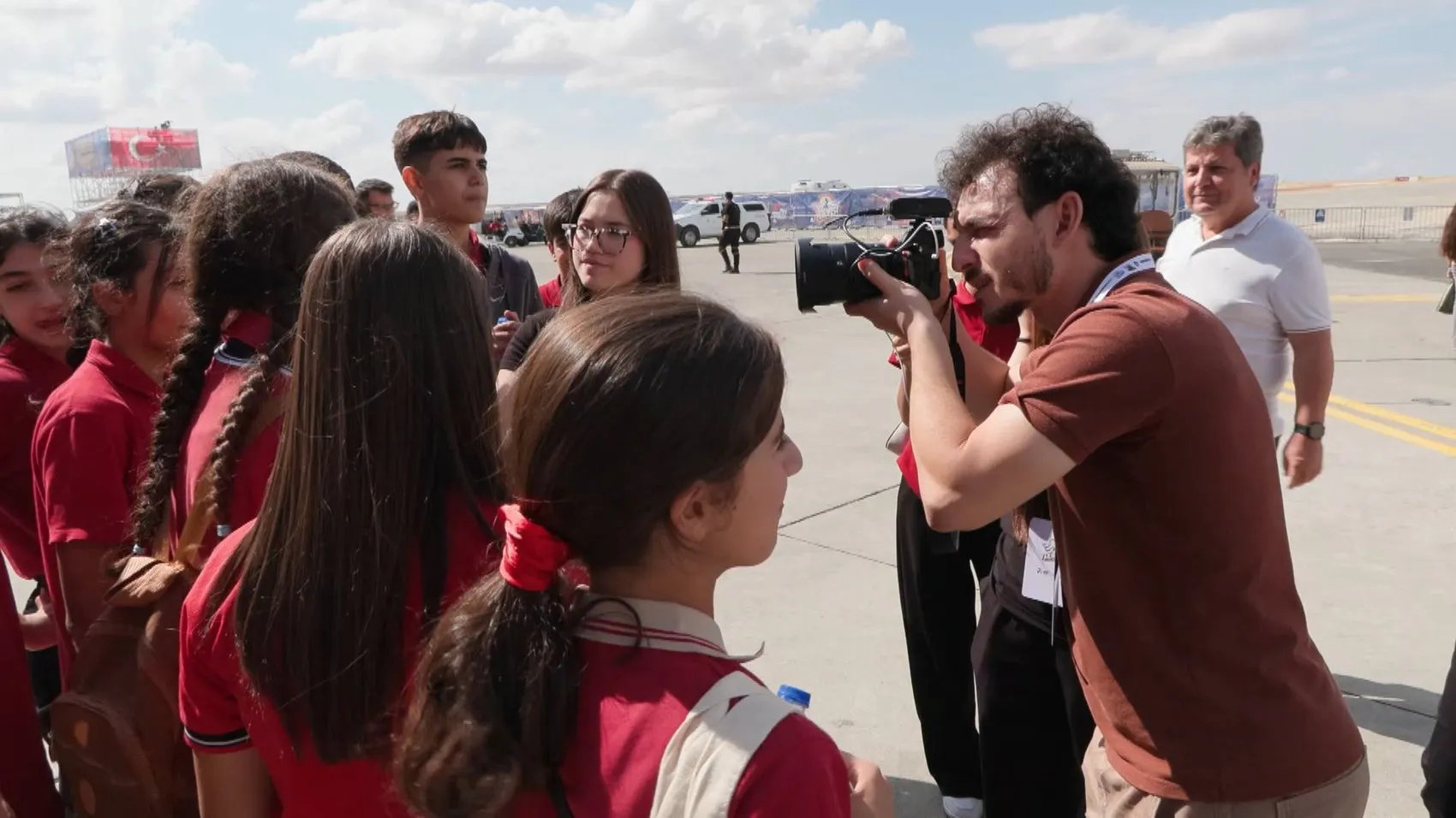 Geleceğin Medya Profesyonelleri Şanlıurfa'da: TEKNOFEST'in Nabzını Gençler Tutuyor