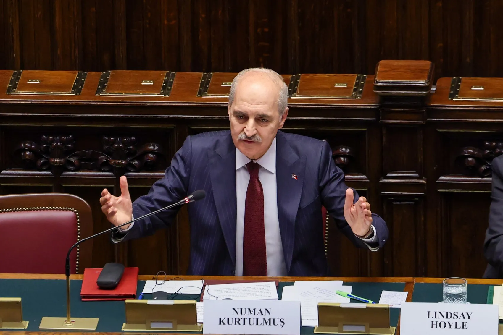 Roma'da Kıbrıs gerilimi: Kurtulmuş'tan Rum temsilciye tarihi belgelerle sert yanıt
