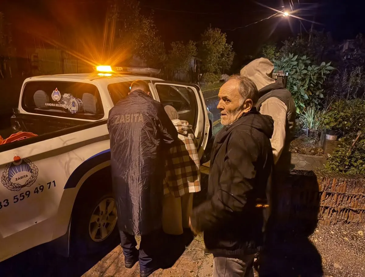 Kandıra'da alarm zilleri çaldı: Dere yatağındaki evler boşaltıldı