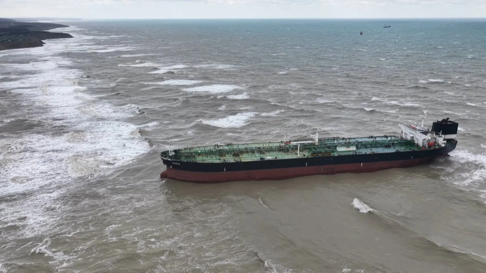 Sarıyer kıyılarında 5 gün süren bekleyiş sona erdi: Dev tanker Boğaz'dan geçti