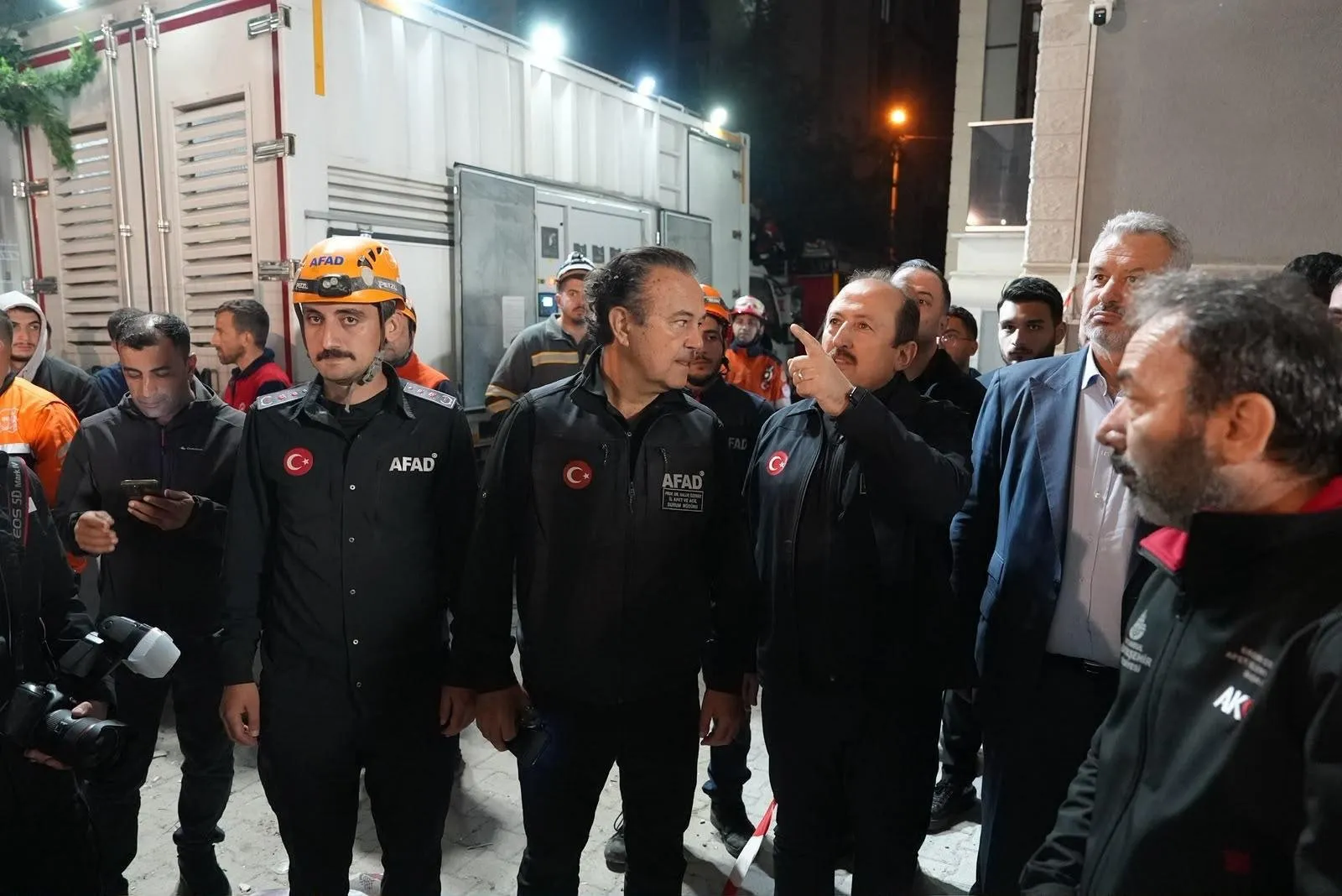 Maltepe'deki yıkımın ardından AFAD'dan kritik müdahale: Enkaz başında saatler süren koordinasyon
