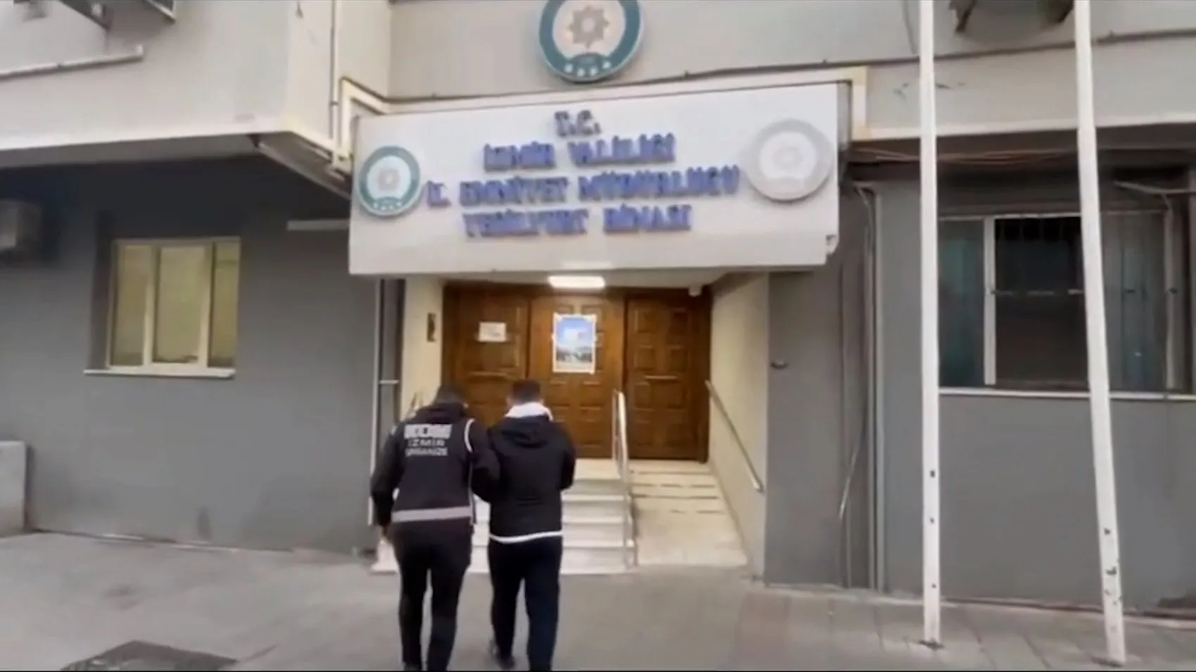 Türkiye genelinde eş zamanlı darbe: 16 ilde suç ağları çökertildi