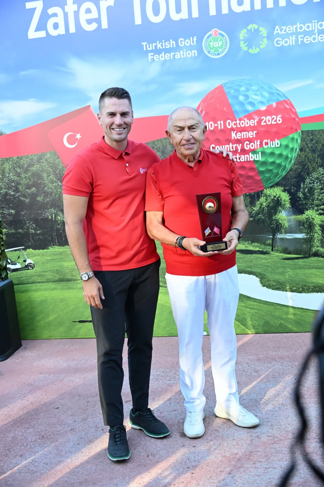 Yeşil sahalarda kardeşlik rüzgarı: Zafer Turnuvası 2026 İstanbul'da final yaptı