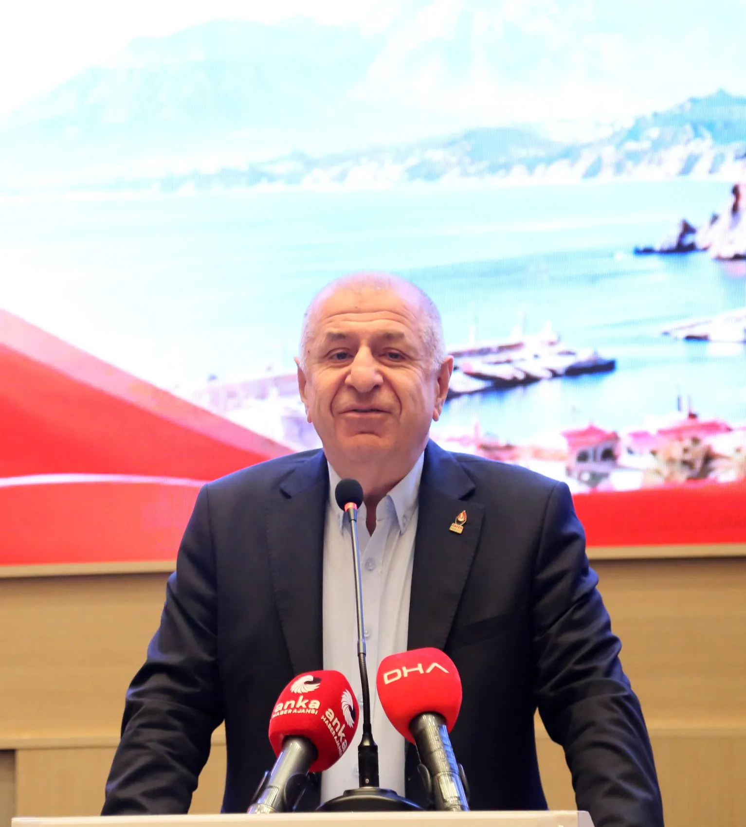 Ümit Özdağ'dan seçim mesajı: Sandık ne zaman kurulursa kurulsun hazırız