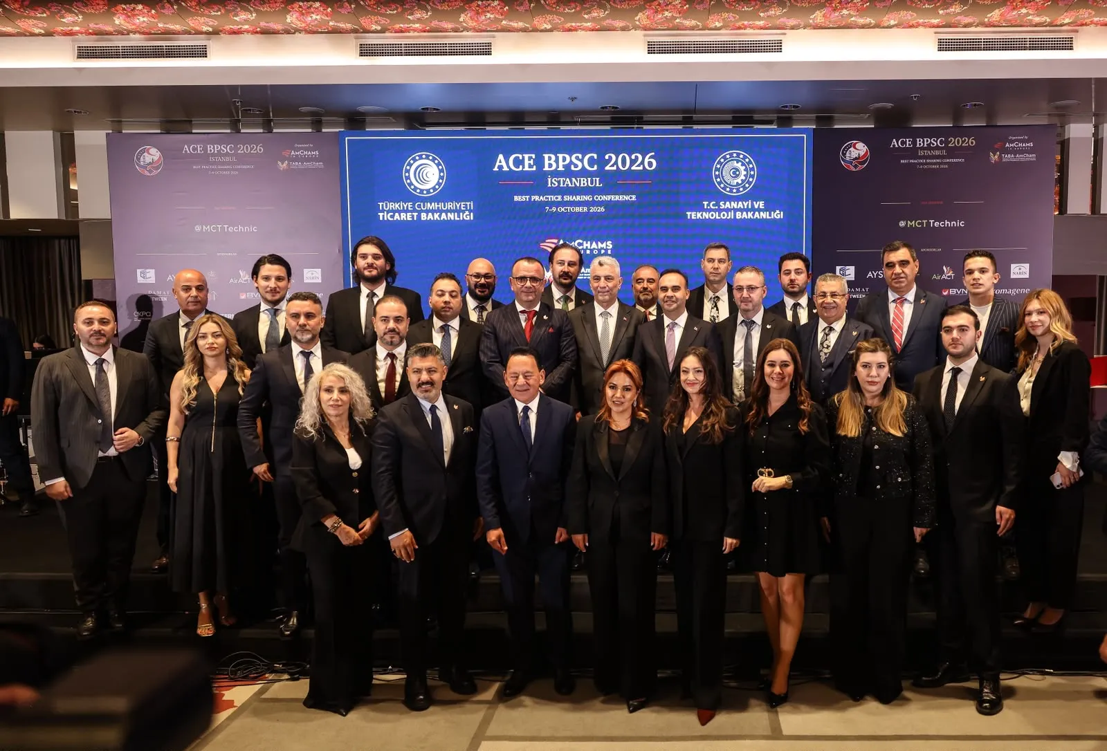 İhracatta 36 milyar dolardan 283 milyar dolara: Türkiye sanayi liginde vites yükseltti