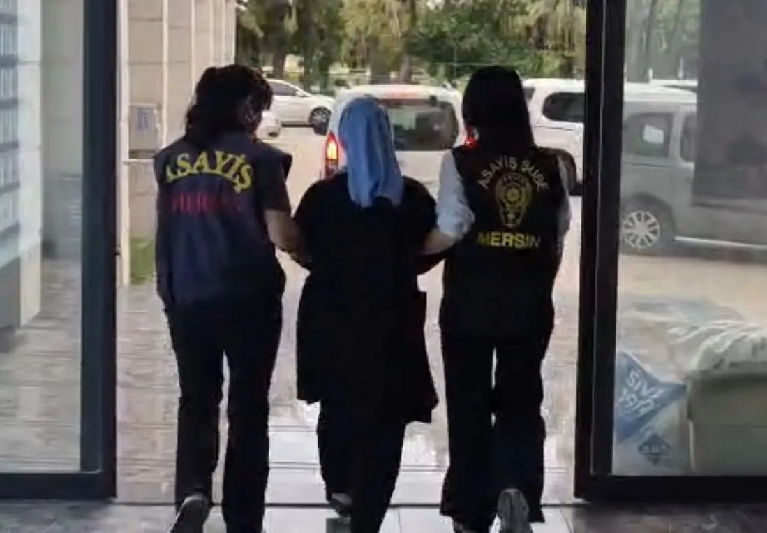 Mersin'de uzun süredir aranan iki hükümlü operasyonla yakayı ele verdi