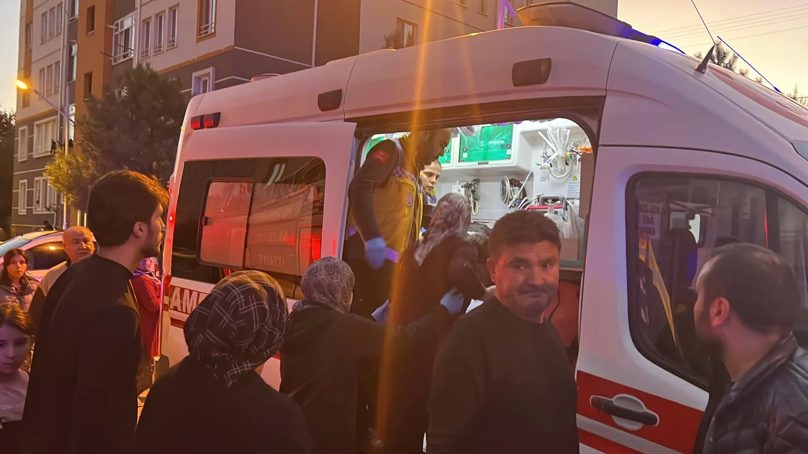 Nevşehir'de TOKİ konutlarında korku dolu anlar: Alevler 4'üncü katı sardı