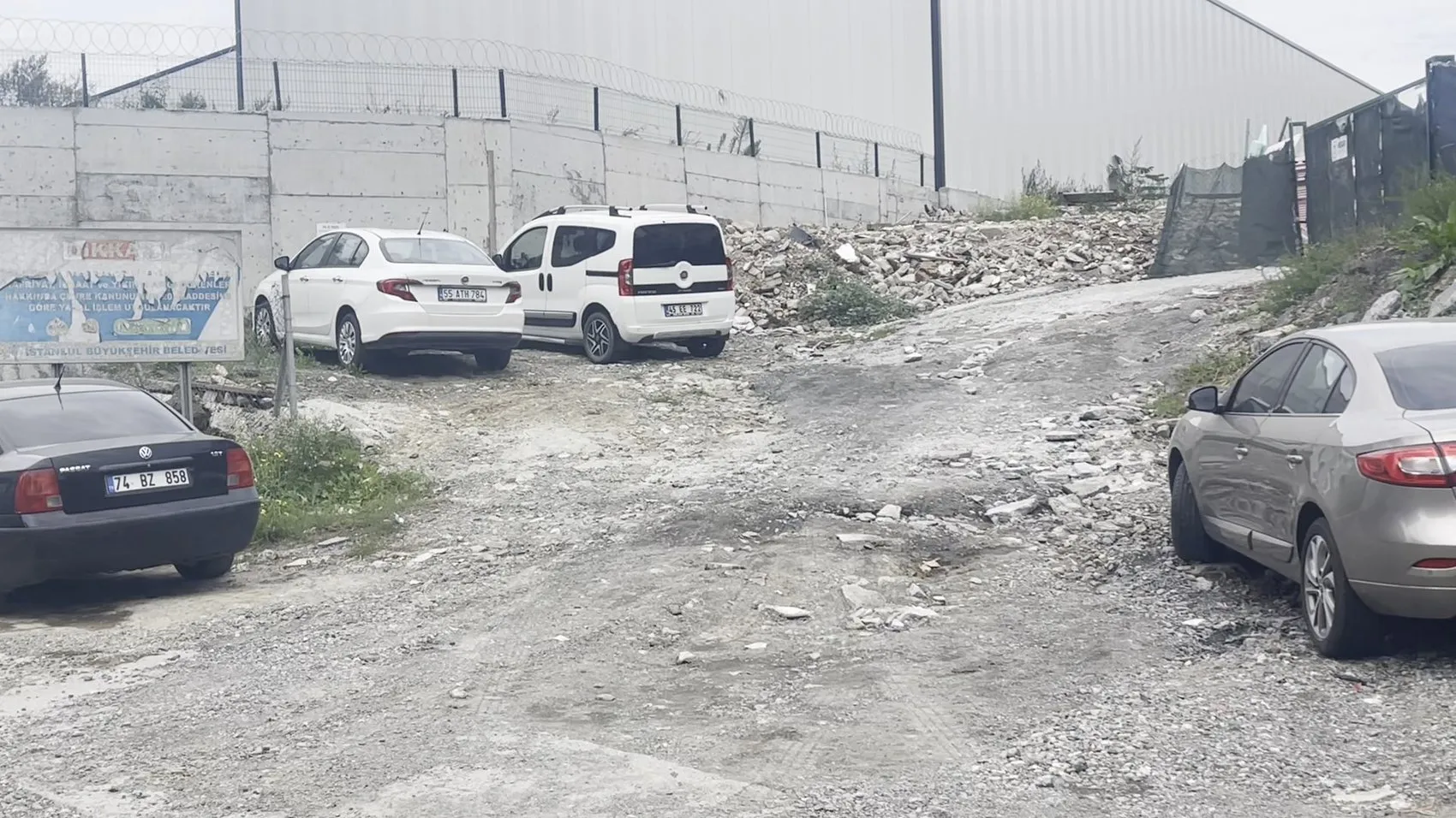 Rezidanstaki infazın şüphelisi Bağcılar'da ölü bulundu: Kaçan 3 kişi her yerde aranıyor