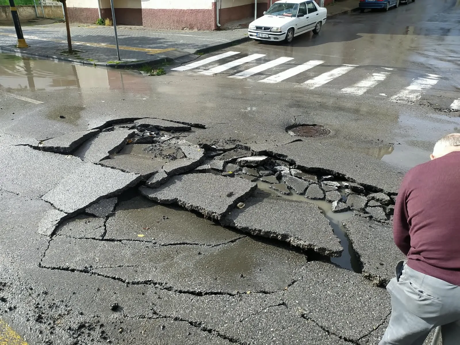 Sivas'ta gökyüzü bir anda karardı: 20 dakikalık kabus şehri felç etti
