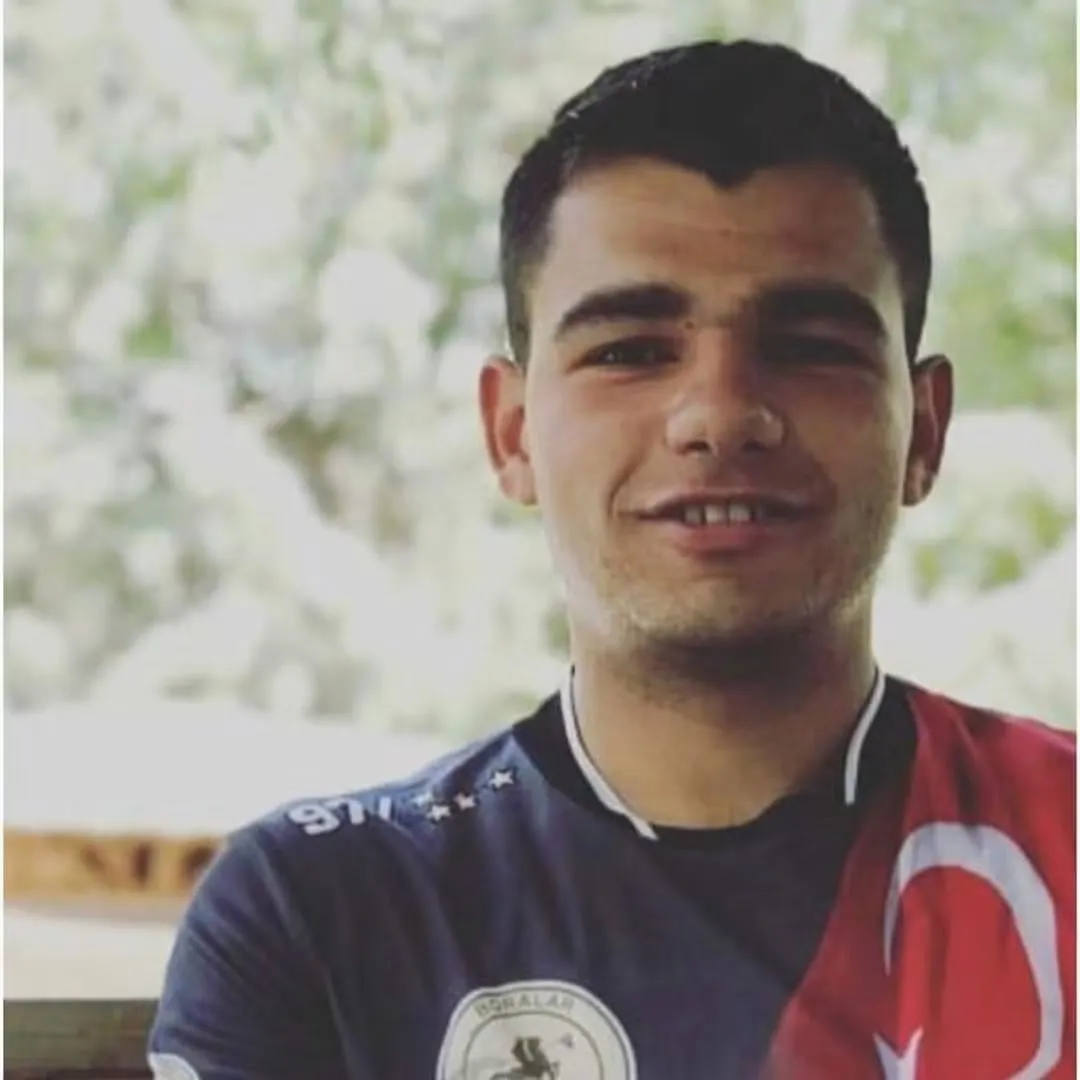 Altı yıldır süren sessizlik: Bir baba evladının izini denizin derinliklerinde arıyor