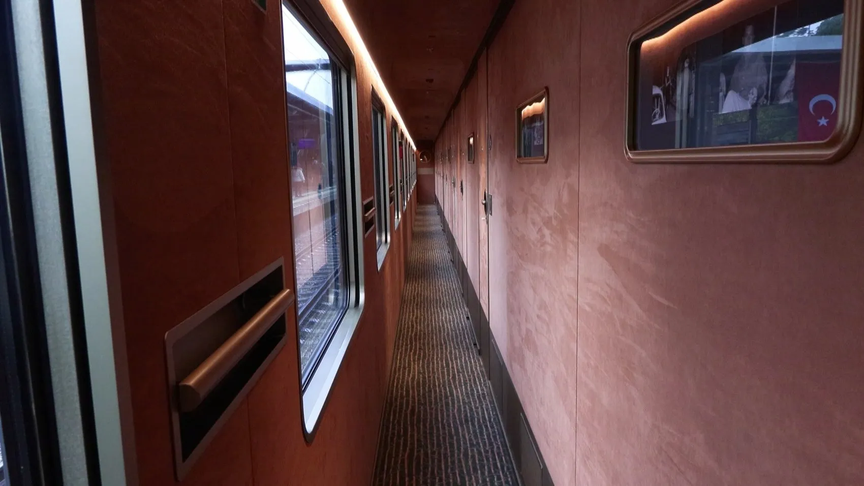 İtalyan zarafeti İstanbul raylarında: La Dolce Vita Orient Express dönüş yolculuğuna görkemli veda etti