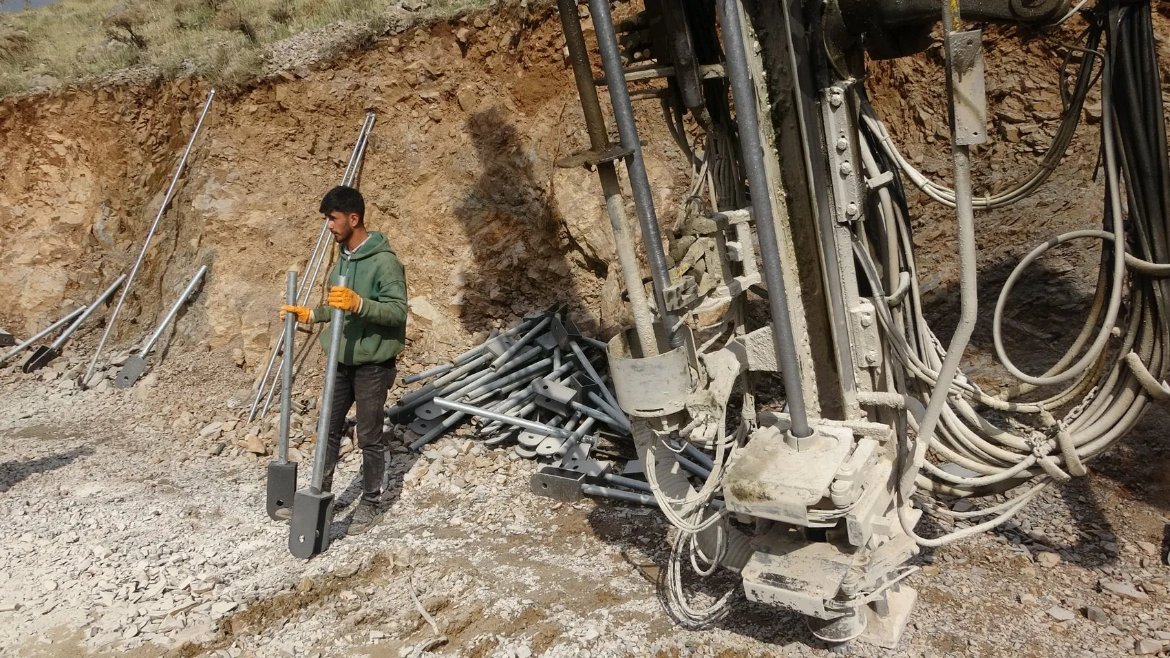 Bitlis'te çığ kabusuna karşı dev teknoloji: Türkiye'de bir ilk uygulanıyor