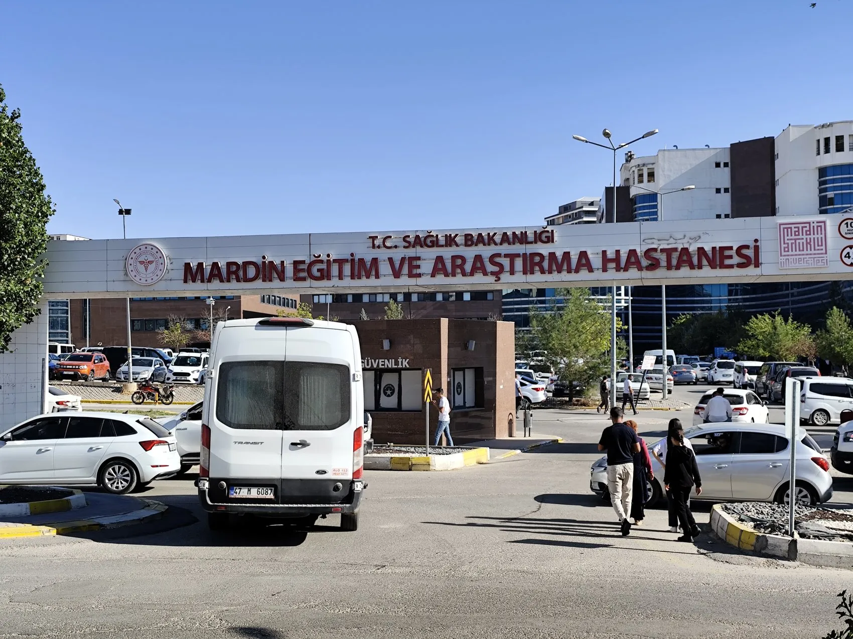 Mardin'de havuz keyfi acı bir sonla noktalandı: Genç kadının ani ölümü şok etti