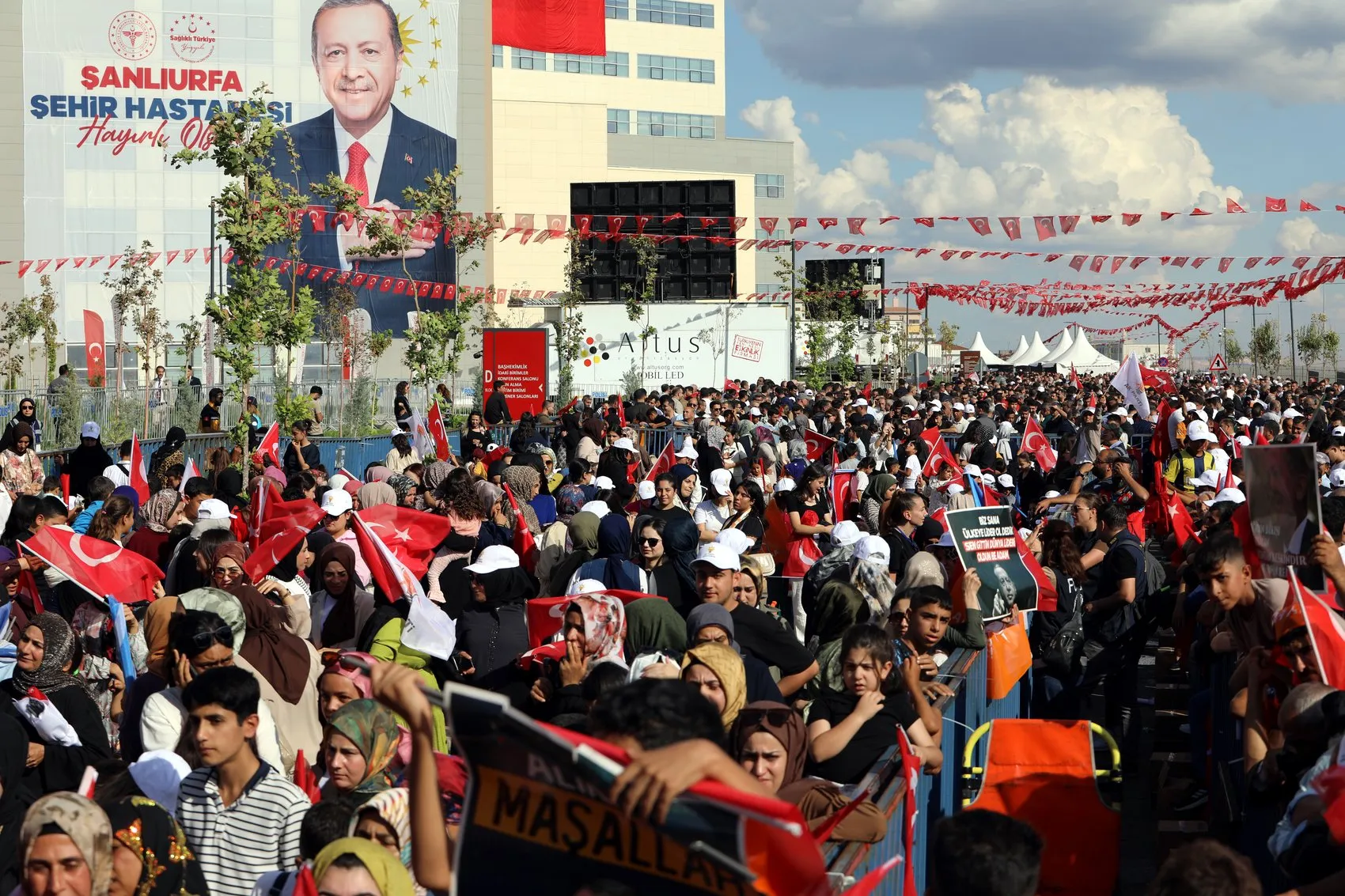 Şanlıurfa’da dev sağlık yatırımı: 39 milyar liralık dev eser hizmete girdi