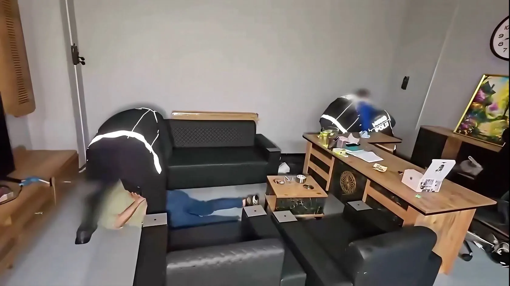 Zehir tacirlerine ülke genelinde büyük darbe: 75 ilde eş zamanlı operasyon