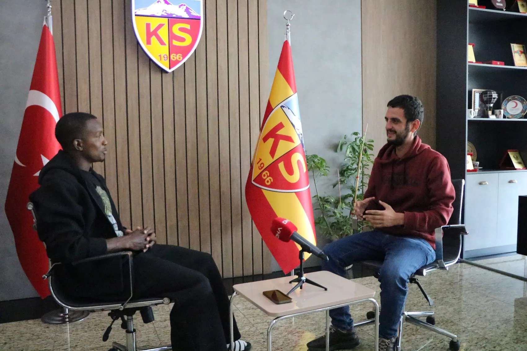 Kayserispor'un Kolombiyalı yıldızı Daniel Moreno'dan iddialı hedef: 20 golle zirveye