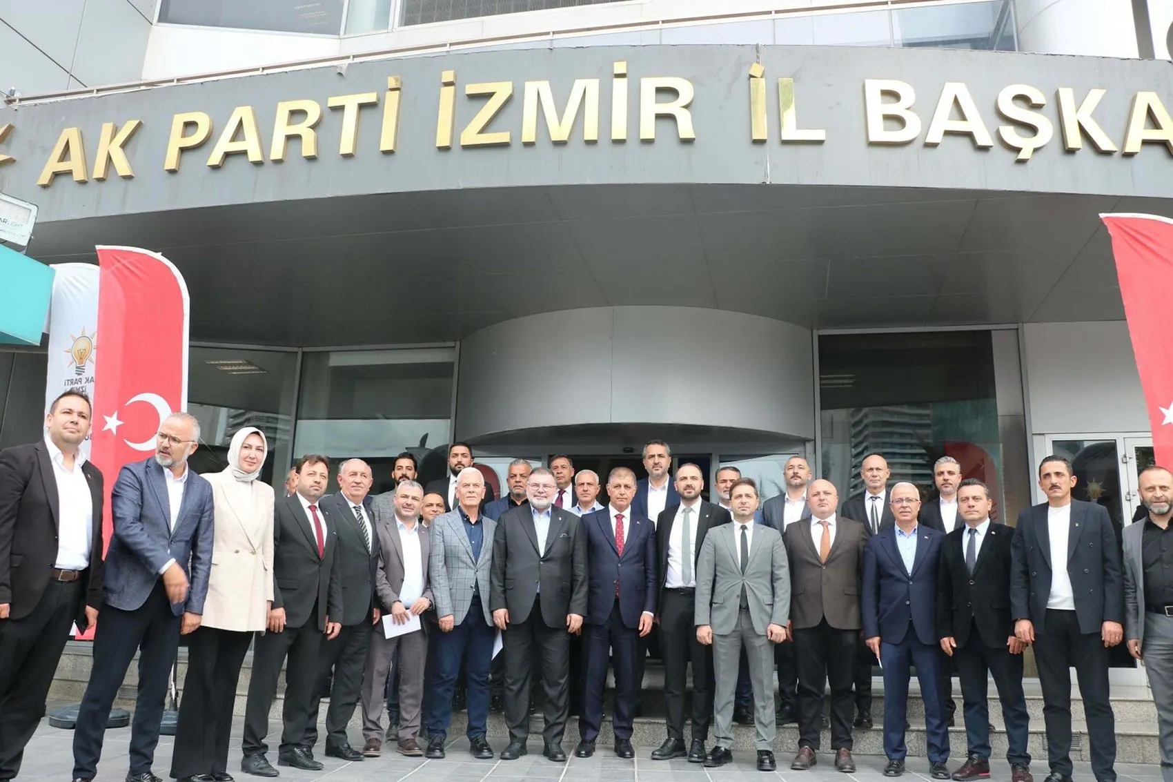 İzmir siyasetinde yeni dönem: Tugay ve Saygılı'dan ortak çalışma mesajı