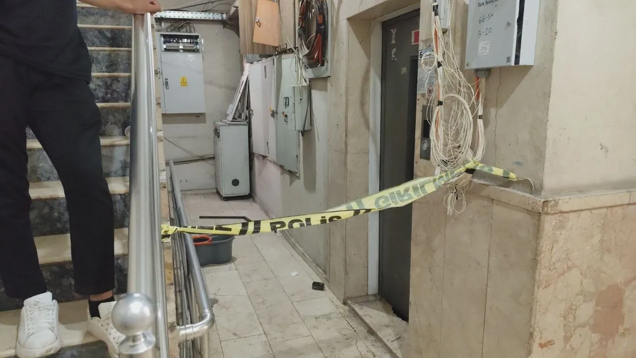 Kızıltepe'de korkunç kaza: Bakım halatı koptu, işçiler metrelerce yüksekten çakıldı