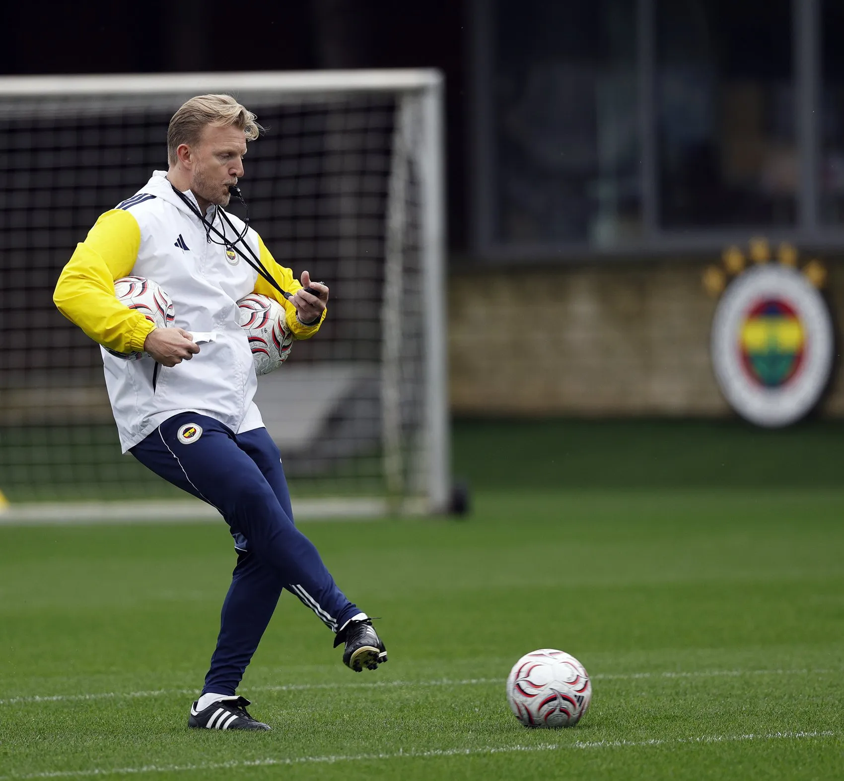 Fenerbahçe'de Göztepe mesaisi: Dirk Kuyt'ın planı belli oldu