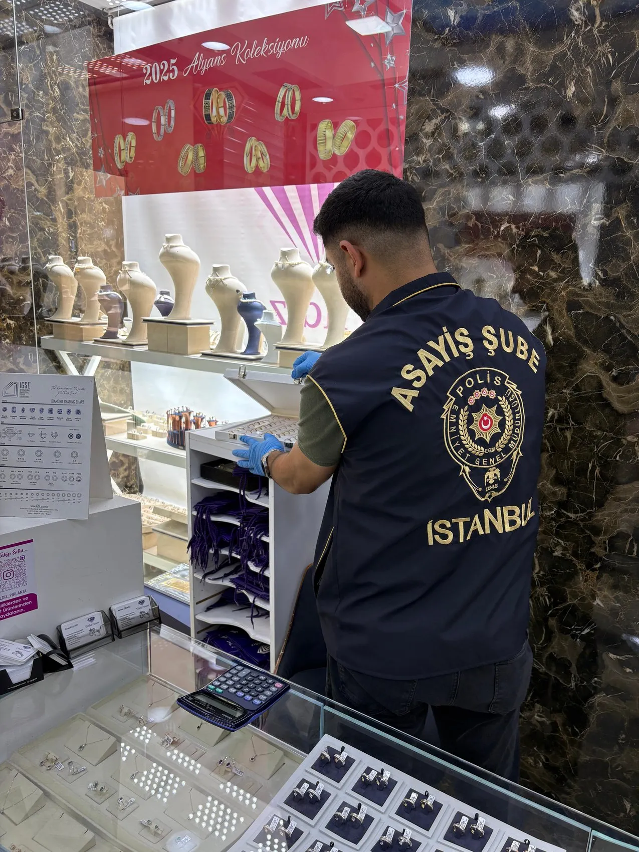 Kuyumcukent'te büyük vurgun: 64 kilogram altınla sırra kadem bastılar
