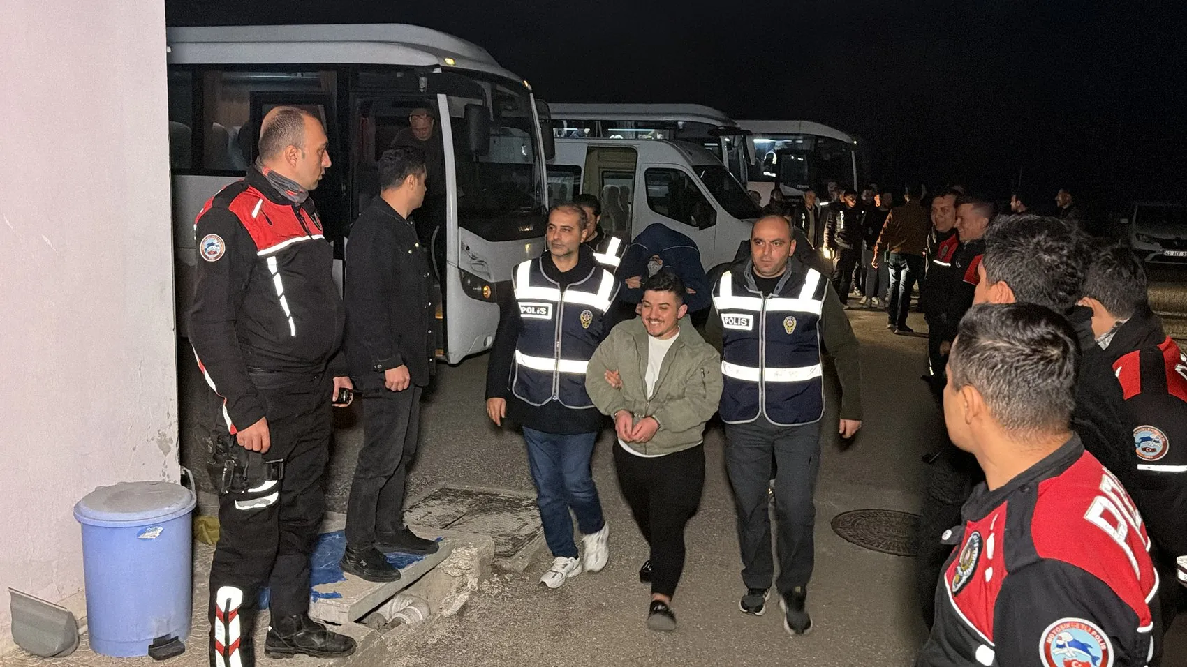 Kütahya merkezli dev operasyonda karar çıktı: 30 kişi cezaevine gönderildi