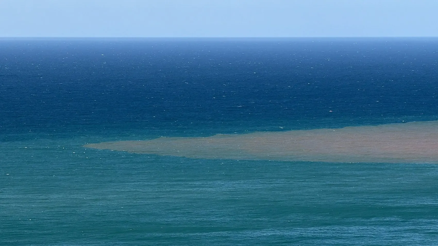 Bartın'da doğa olayı: Karadeniz'in suları çamura bulandı