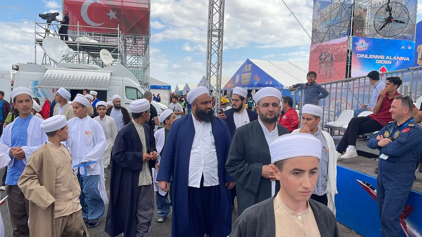 Şanlıurfa semalarında teknoloji rüzgarı: Canikman çocukların yeni kahramanı oldu