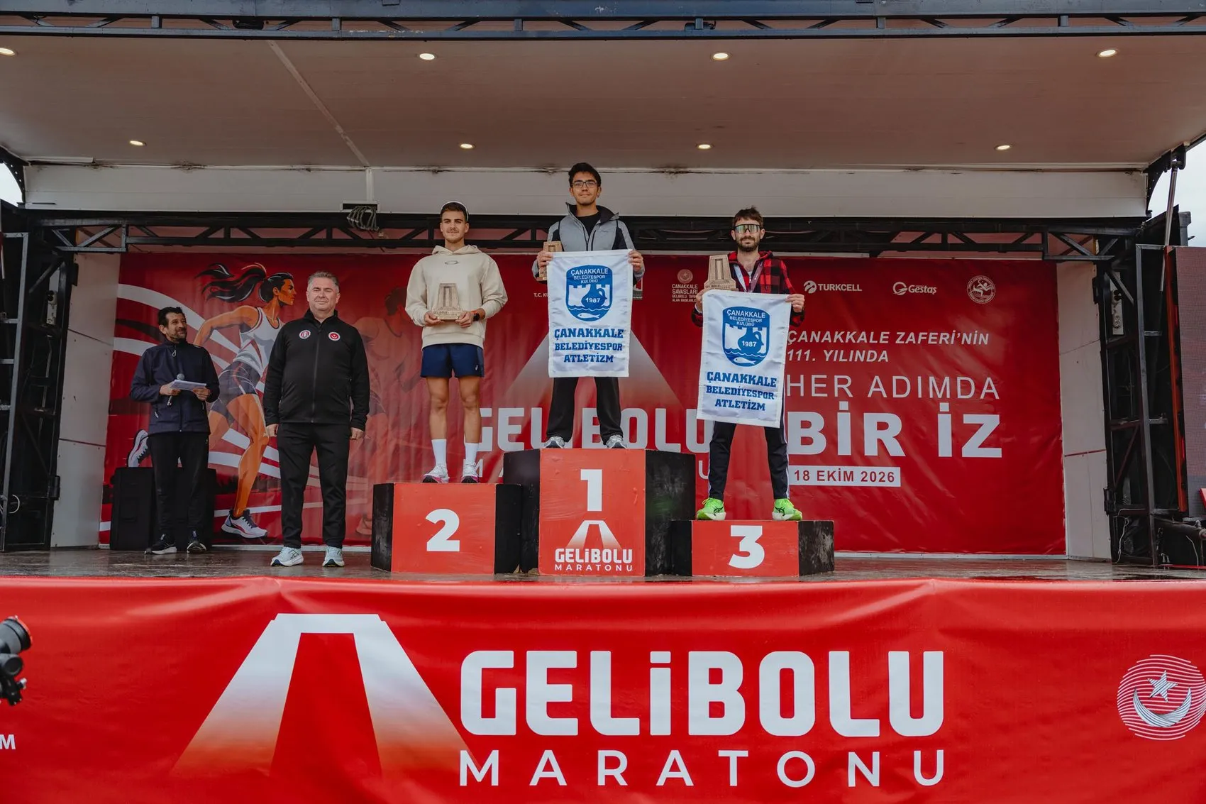Gelibolu'nun zorlu parkurunda zafer kürsüsü sahiplerini buldu