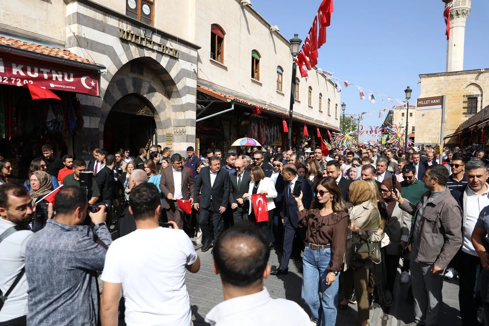 Gaziantep sokakları lezzet şöleni için hareketlendi: GastroAntep rüzgarı esiyor