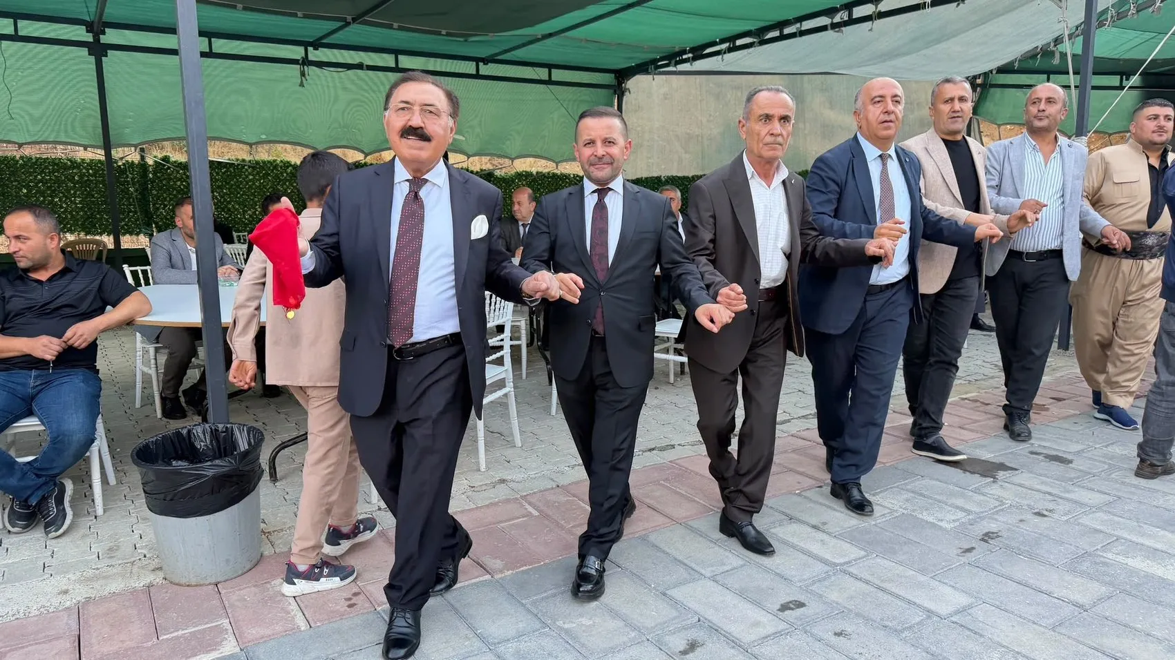 Şemdinli'de düğün masraflarına aşiret freni: Altın yüküne 11 Cumhuriyet sınırı