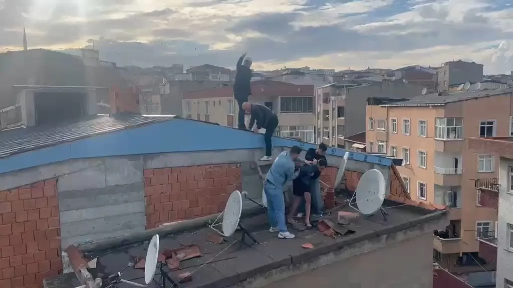 Esenler'de nefes kesen çatı operasyonu: Kasten öldürme şüphelisi kaçamadı