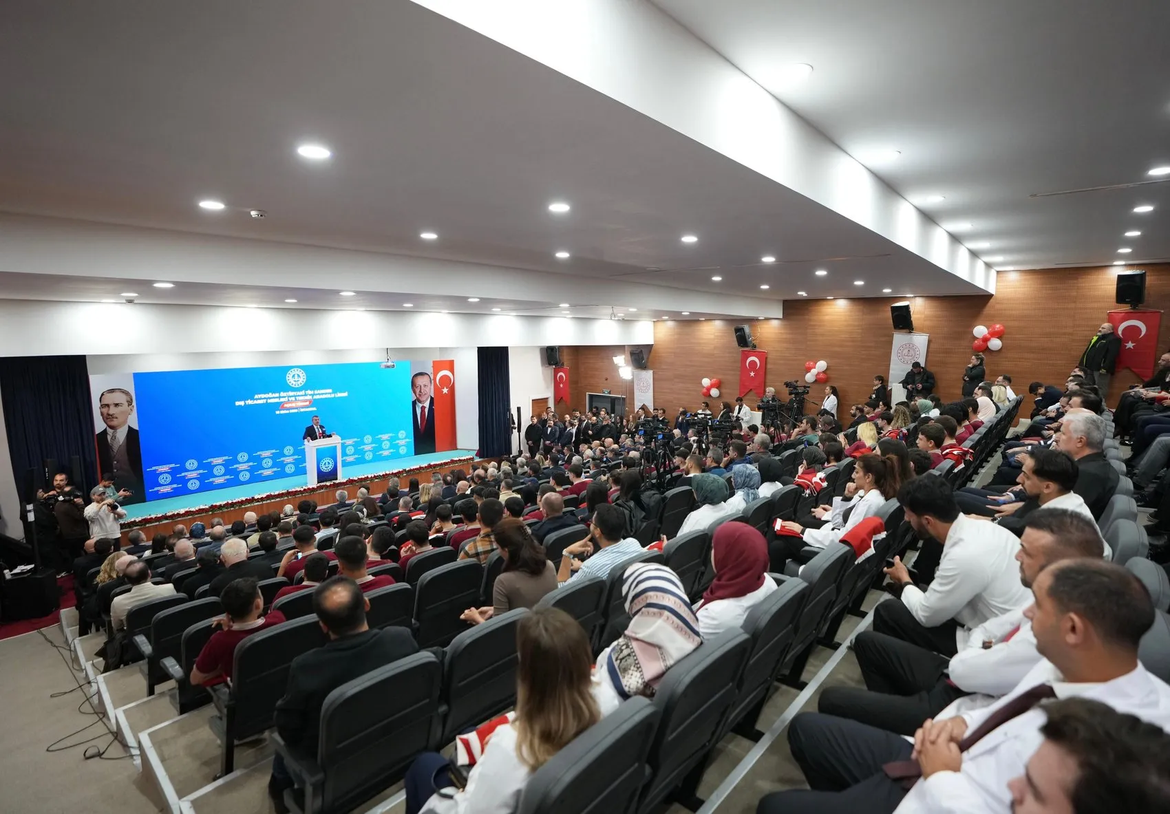 Bakan Tekin'den 28 Şubat çıkışı: Vesayetçi dayatmalara karşı ortak duruş çağrısı