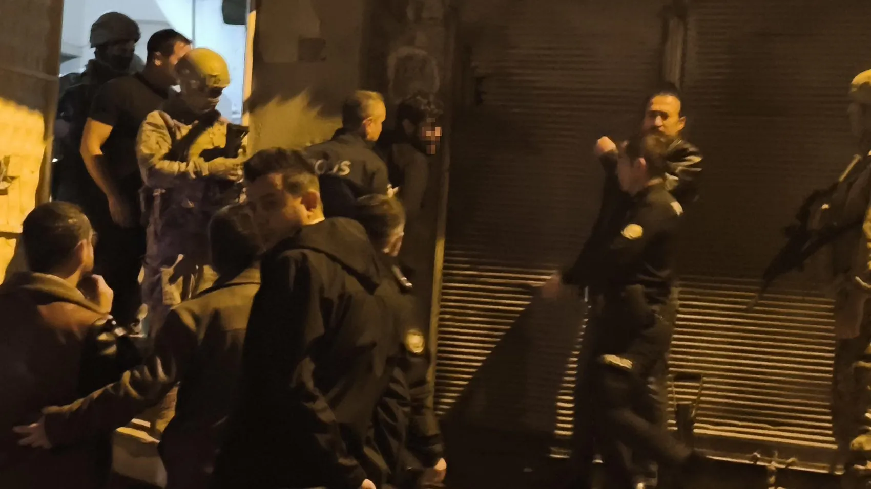 Annesini rehin aldı, çatıya çıktı: Kahramanmaraş'ta nefes kesen operasyon