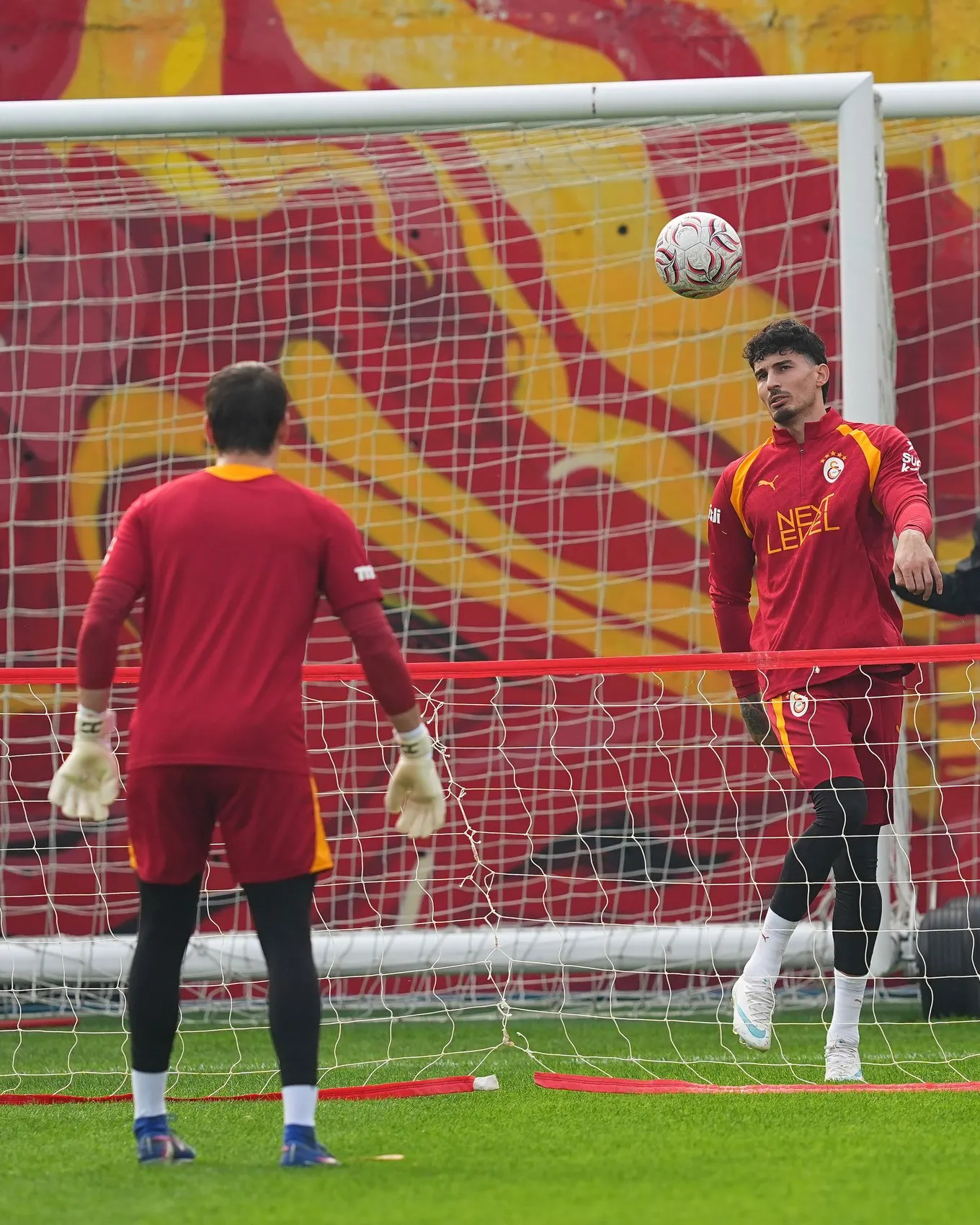 Dev randevu için geri sayım başladı: Galatasaray'da Fenerbahçe mesaisi start aldı