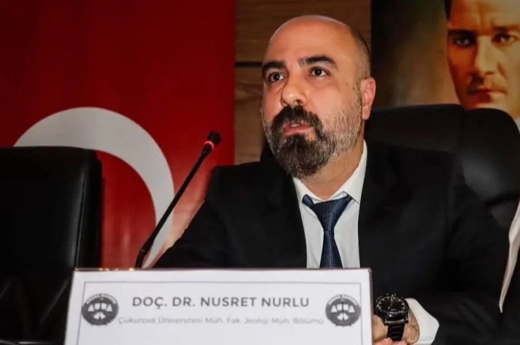 Adana'da deprem paniği: Hopka Dağı'ndan kopan dev kayalar dehşet saçtı
